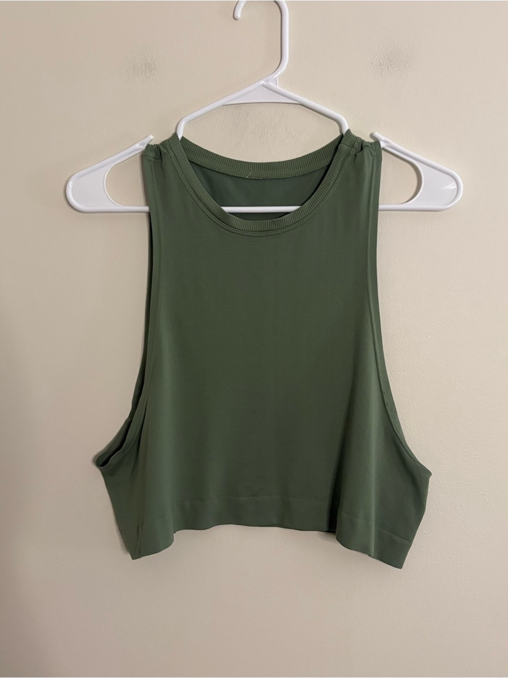 Women's Olive Green Sleeveless Crop Tank Top Avacado Small Medium yoga gym